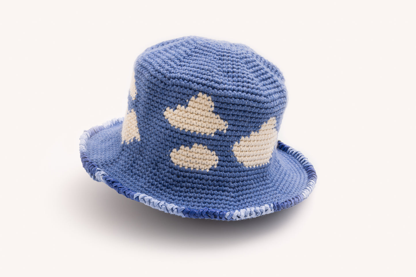 Nuvola bucket hat